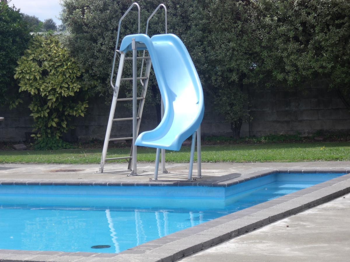 הייסטינגס Anvil Court Motor Lodge מראה חיצוני תמונה